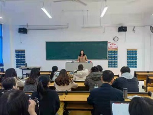 马克思主义学院召开期末总结大会