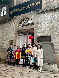 逐梦新时代 巾帼绽芳华 ——马克思主义学院庆祝“三八”妇女节活动